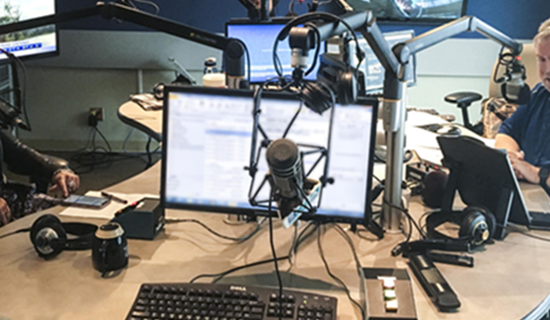 un studio de radio