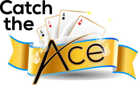 logo Trouver l'as - quatre as d'un jeu de cartes avec les mots Catch the Ace placés une une bannière couleur or