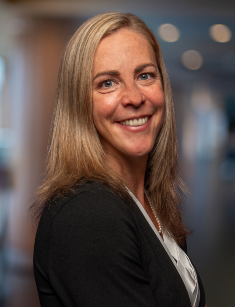 Headshot of Melanie Dube